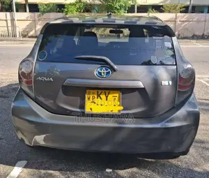Toyota Aqua G Grade 2012 Car (Used)