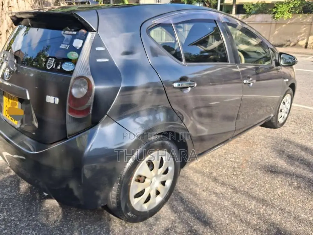 Toyota Aqua G Grade 2012 Car (Used)