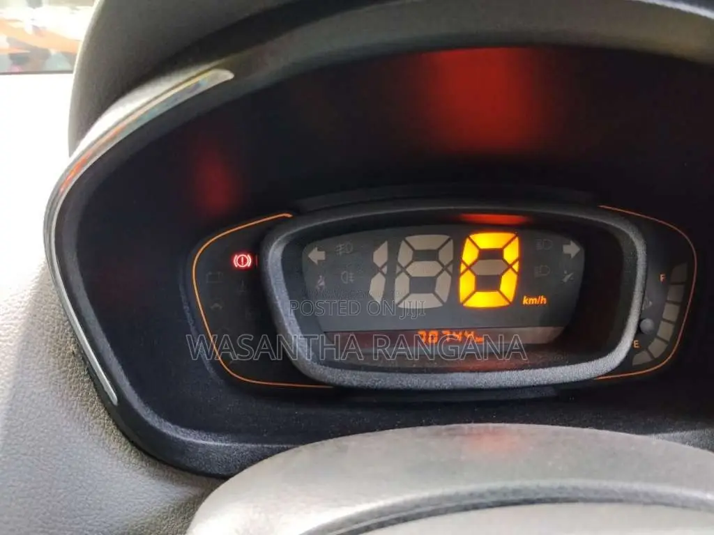 Renault Kwid 2016 Car (Used)