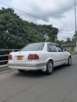 Toyota Corolla 1999 Car (Used)