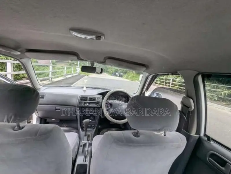 Toyota Corolla 1999 Car (Used)