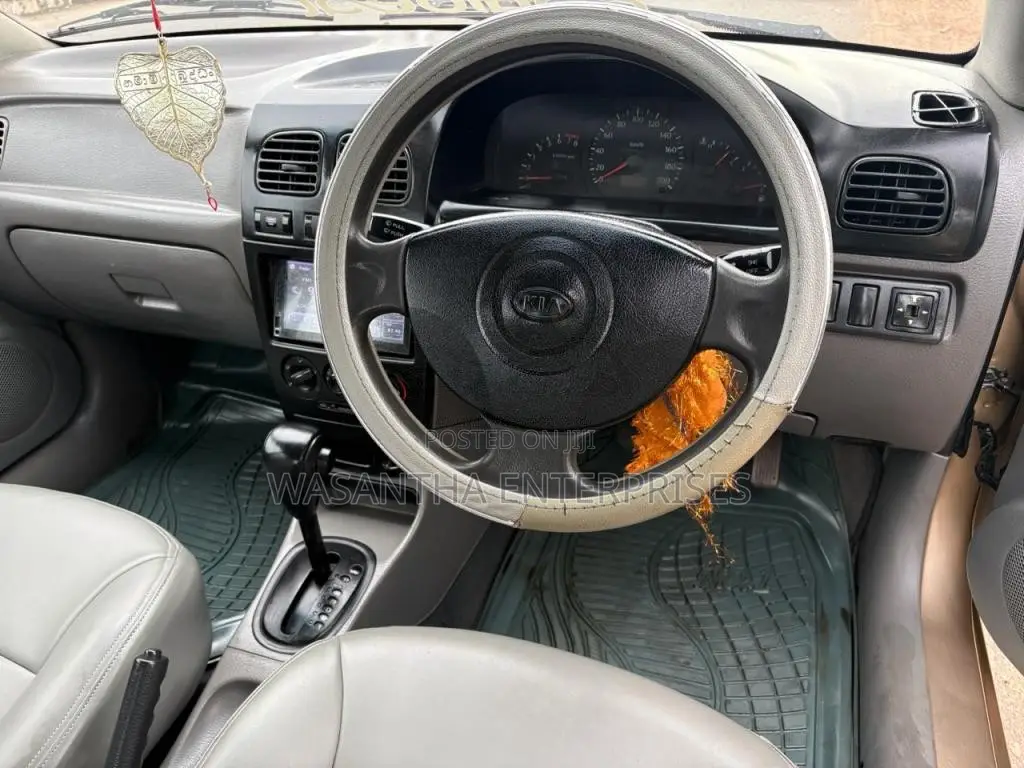 Kia Rio 2002 Car (Used)