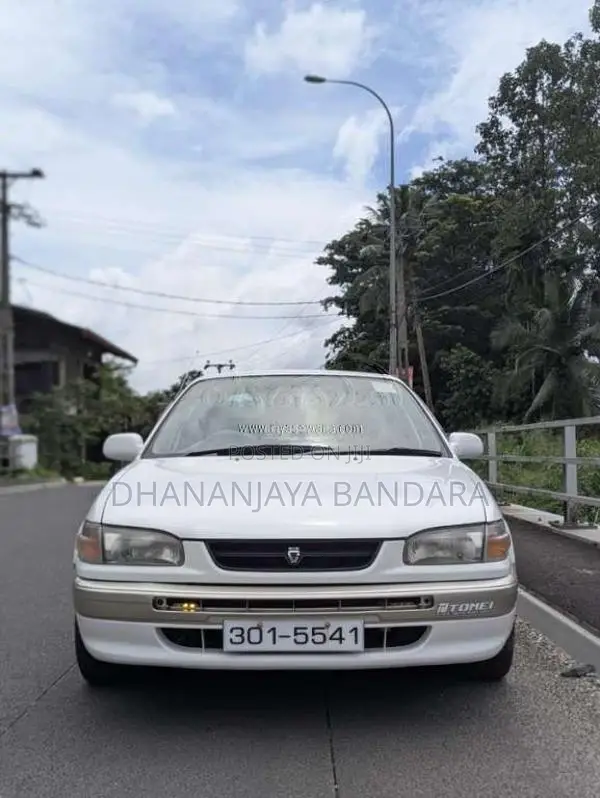 Toyota Corolla 1999 Car (Used)