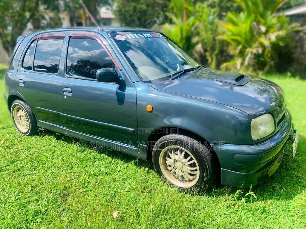 Nissan March HK11 2002 Car (Used)