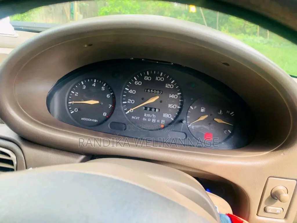 Nissan March HK11 2002 Car (Used)