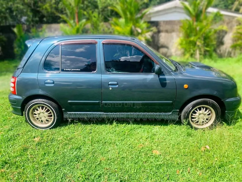 Nissan March HK11 2002 Car (Used)