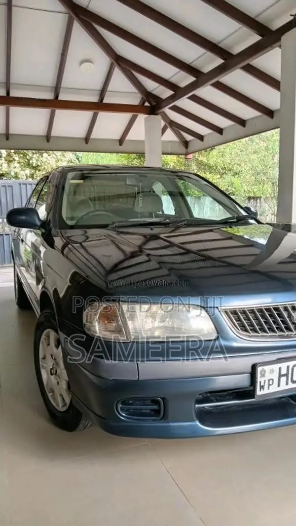 Nissan FB15 2000 Car (Used)
