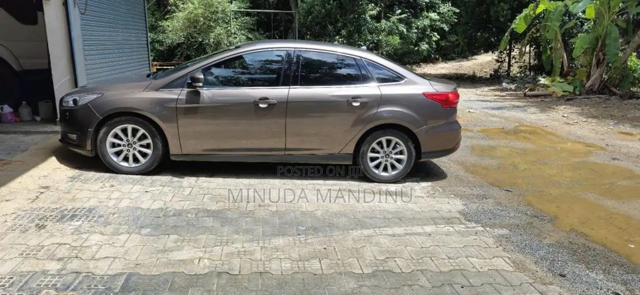 Ford Focus 2018 Car (Used)