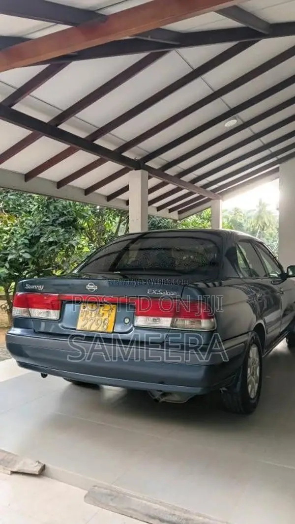 Nissan FB15 2000 Car (Used)