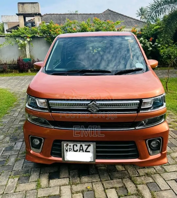 Suzuki Wagon R FZ 2018 Car (Used)
