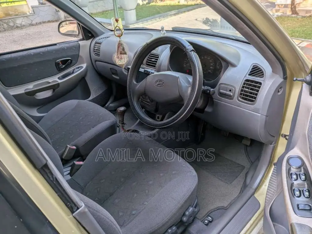 Hyundai Accent 2001 Car (Used)