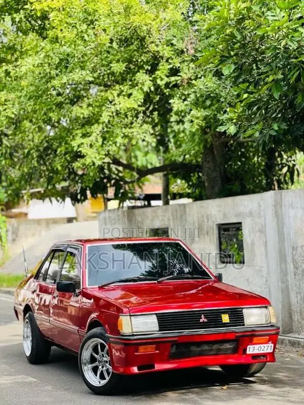 Mitsubishi Lancer Box 1980 Car (Used)