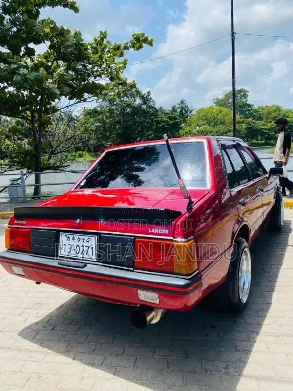 Mitsubishi Lancer Box 1980 Car (Used)