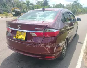 Honda Grace EX 2015 Car (Used)