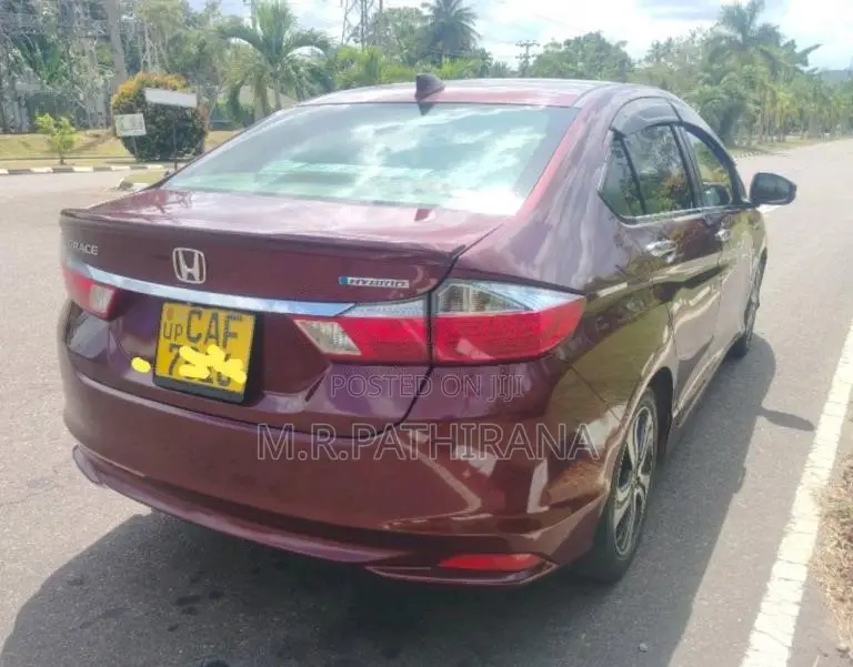 Honda Grace EX 2015 Car (Used)