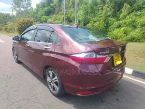 Honda Grace EX 2015 Car (Used)