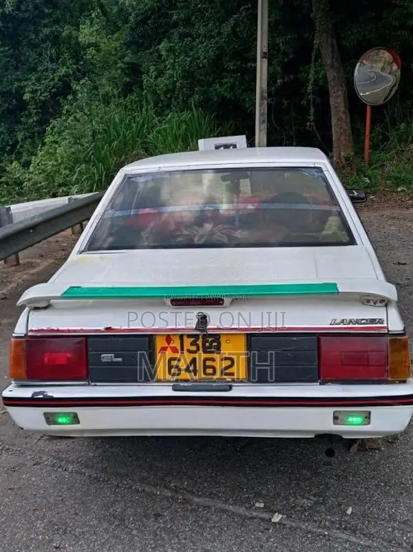 Mitsubishi Lancer Box 1980 Car (Used)