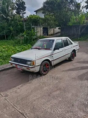 Mitsubishi Lancer Box 1980 Car (Used)