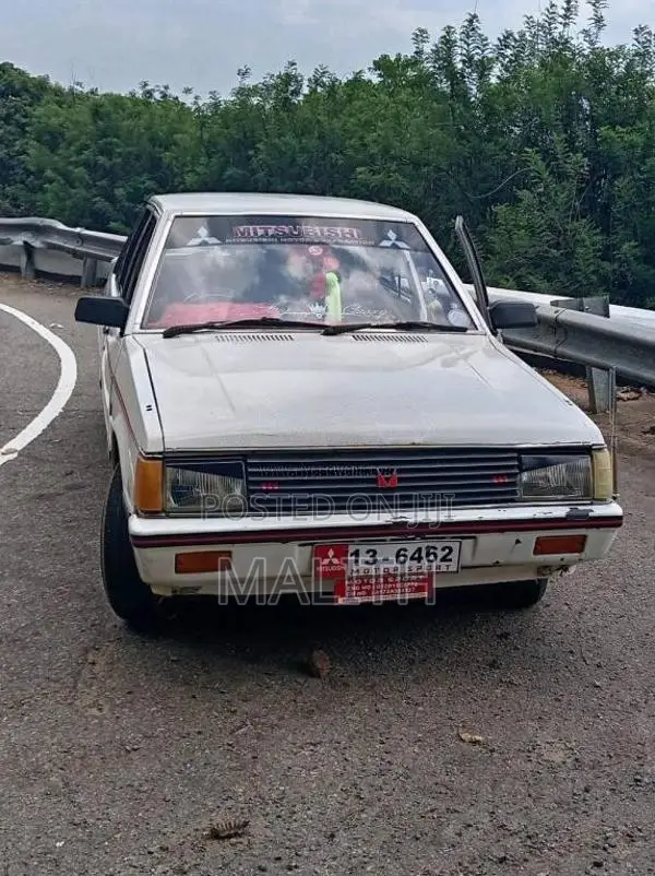 Mitsubishi Lancer Box 1980 Car (Used)