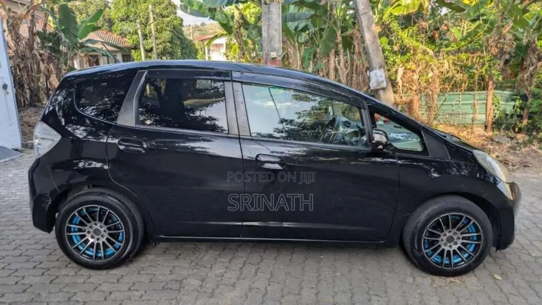 Honda Fit 2014 Car (Used)