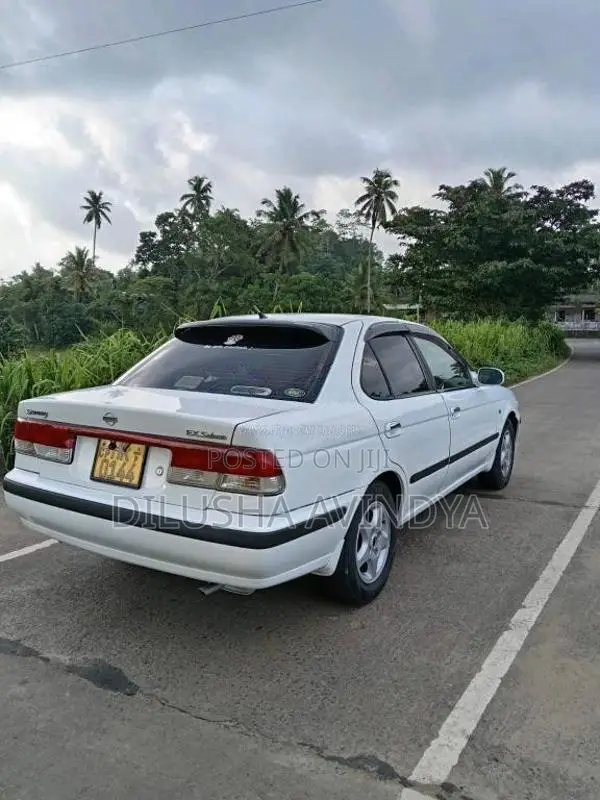 Nissan Ex Saloon FB15 2000 Car (Used)