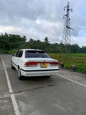Nissan Ex Saloon FB15 2000 Car (Used)