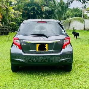 Toyota Vitz 2015 Car (Used)