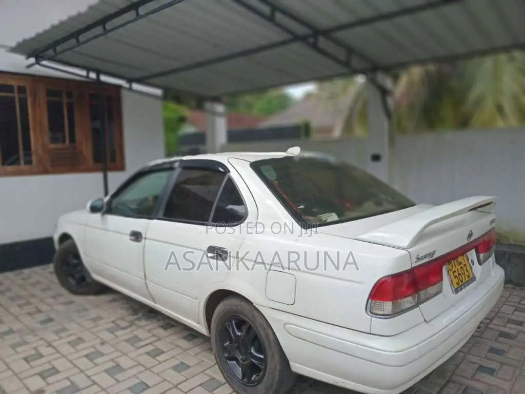 Nissan FB15 2001 Car (Used)