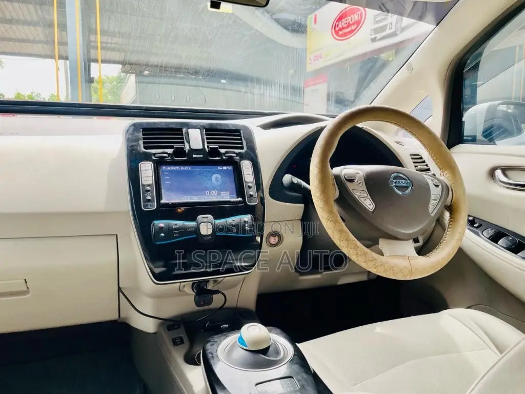 Nissan Leaf AZEO 2013 Car (Used)