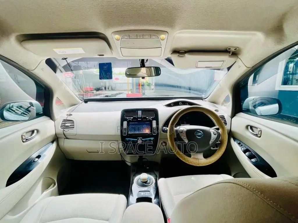 Nissan Leaf AZEO 2013 Car (Used)