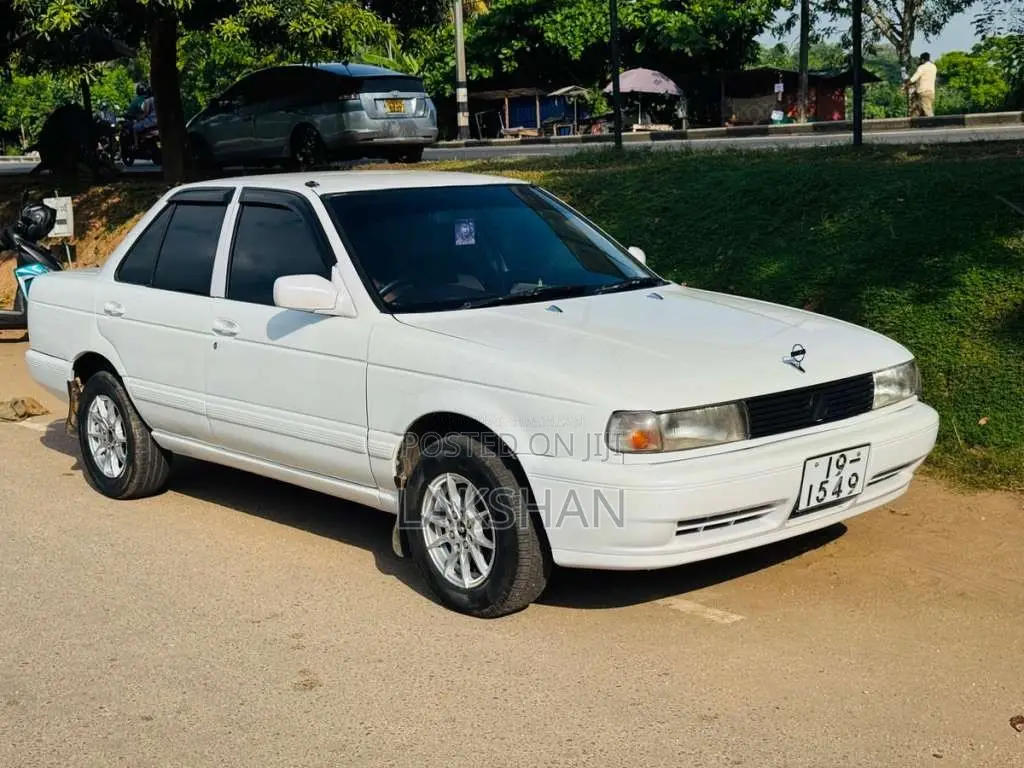 Nissan FB13 Doctor Sunny 1992 Car (Used)