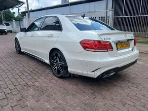 Mercedes-Benz E300 W212 Bluetec Hybrid 2015 Car (Used)