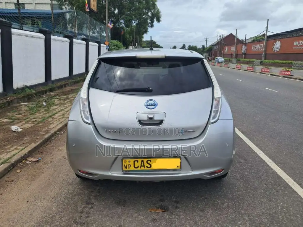 Nissan Leaf Azeo 2016 Car (Used)