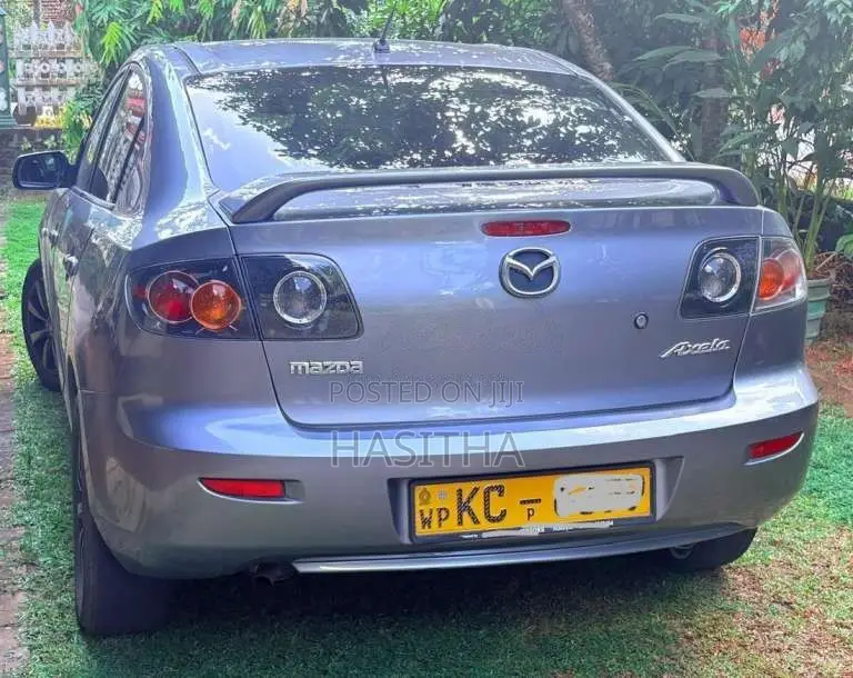 Mazda Axela 2005 Car (Used)