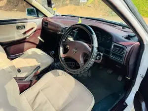 Nissan FB13 Doctor Sunny 1992 Car (Used)