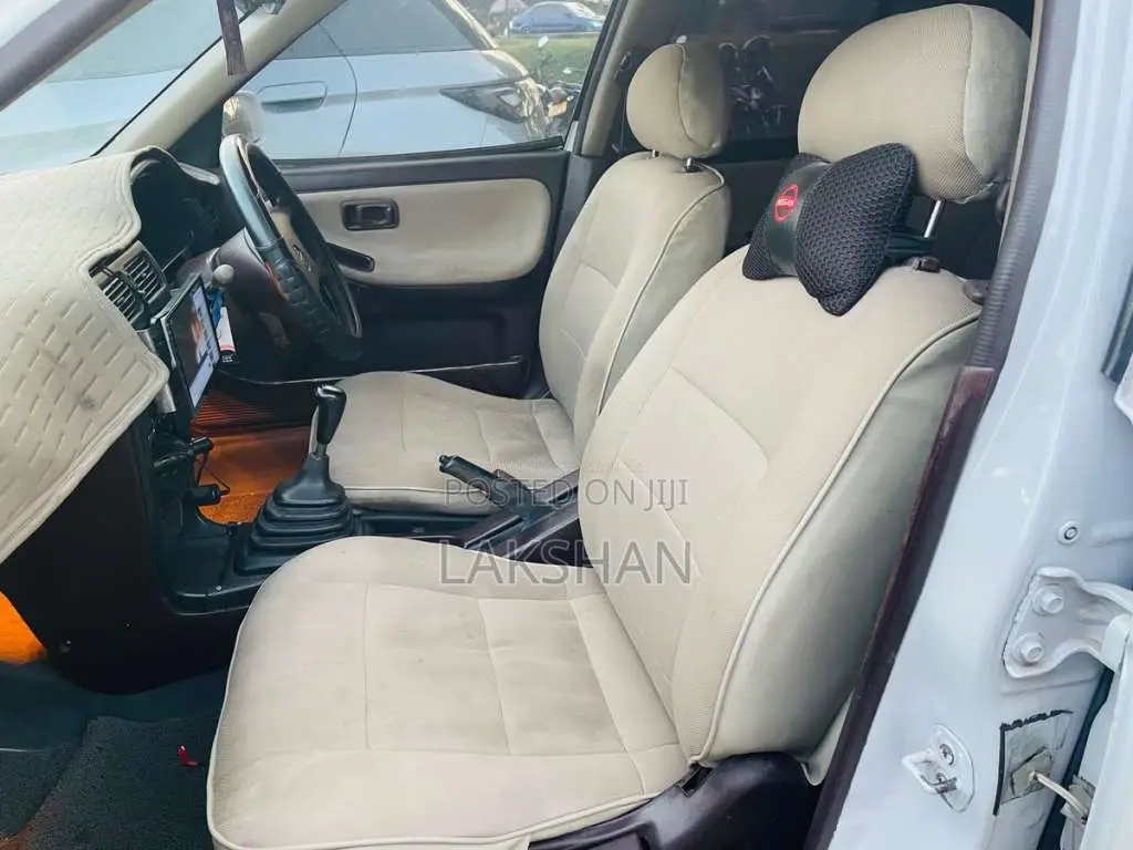 Nissan FB13 Doctor Sunny 1992 Car (Used)