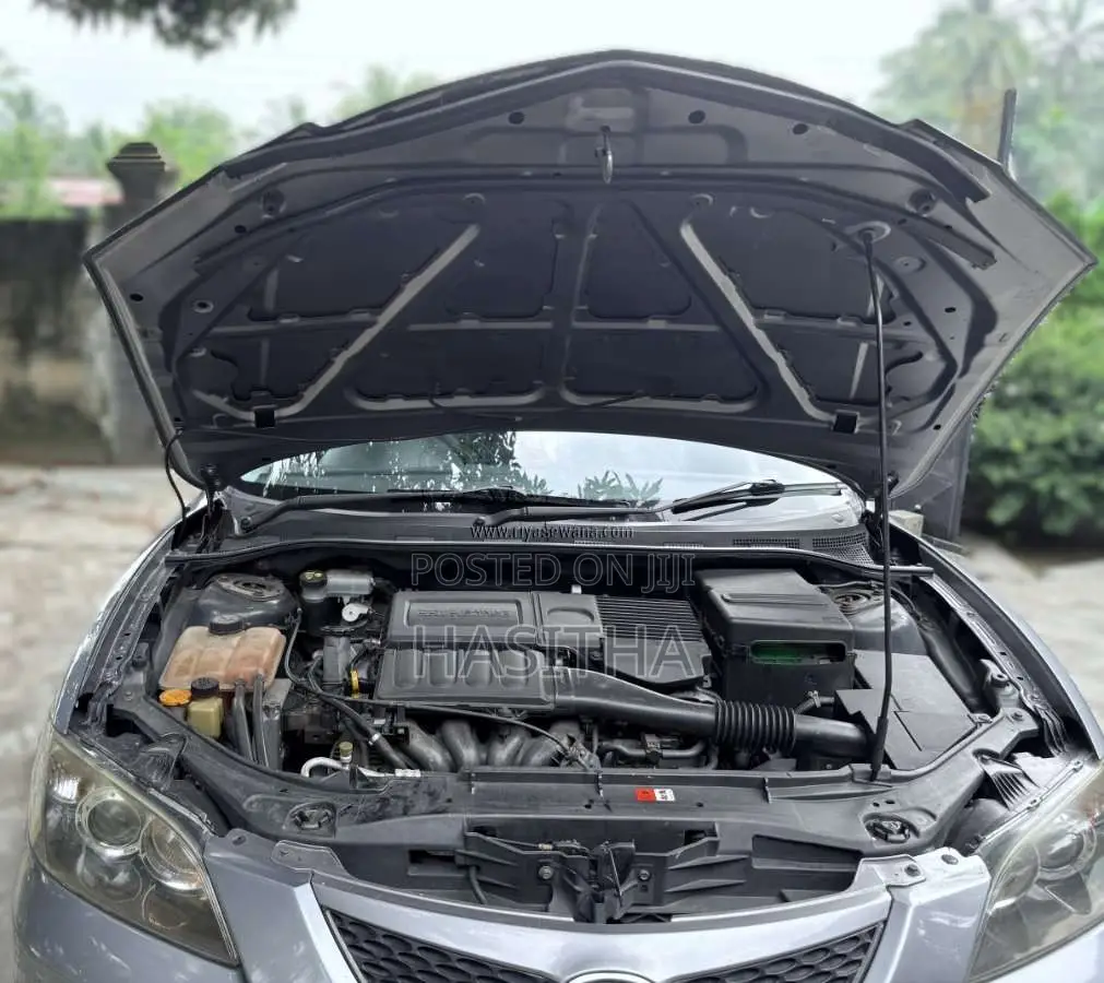 Mazda Axela 2005 Car (Used)