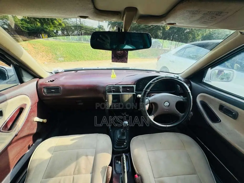Nissan FB13 Doctor Sunny 1992 Car (Used)