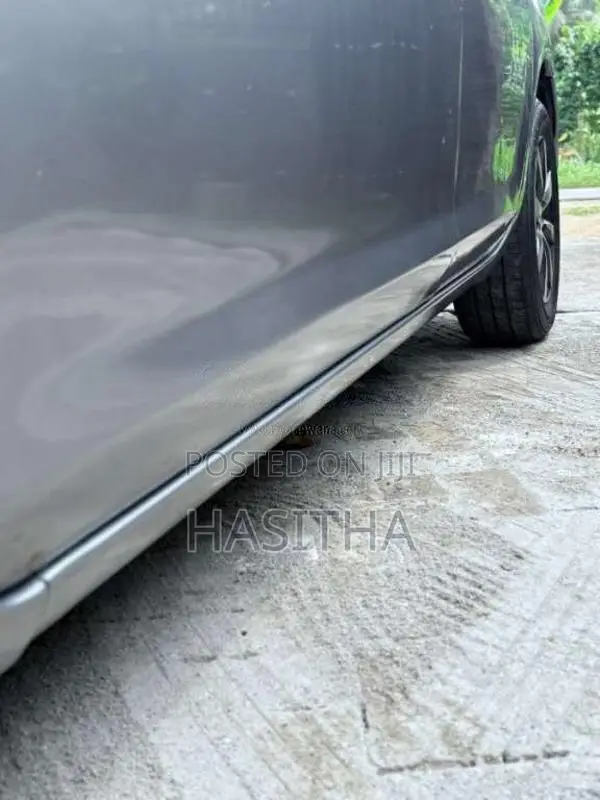 Mazda Axela 2005 Car (Used)