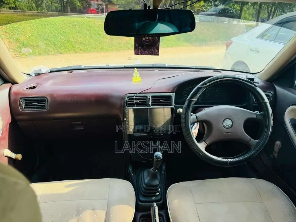 Nissan FB13 Doctor Sunny 1992 Car (Used)