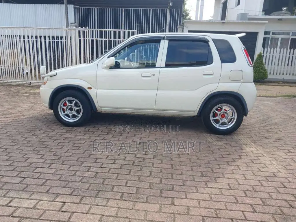 Suzuki Swift 2004 Car (Used)