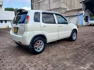Suzuki Swift 2004 Car (Used)
