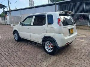 Suzuki Swift 2004 Car (Used)