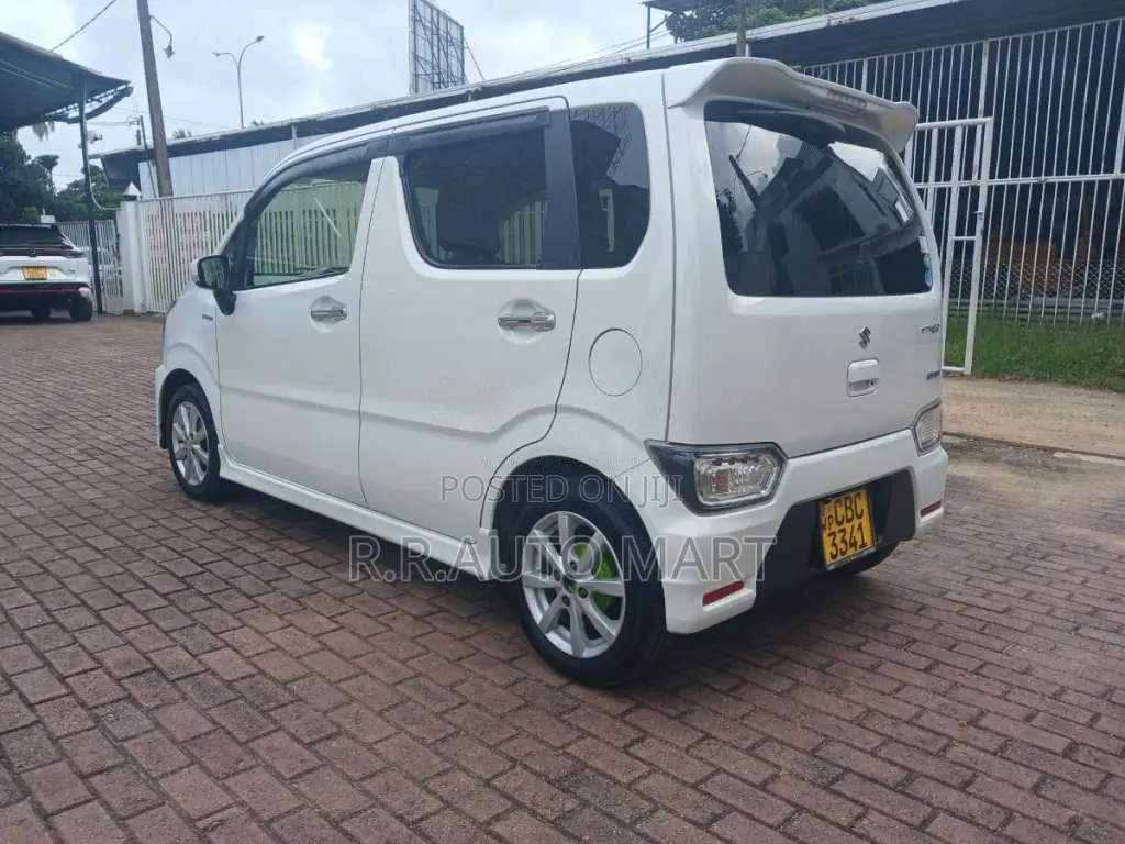 Suzuki Wagon R Stingray 2018 Car (Used)