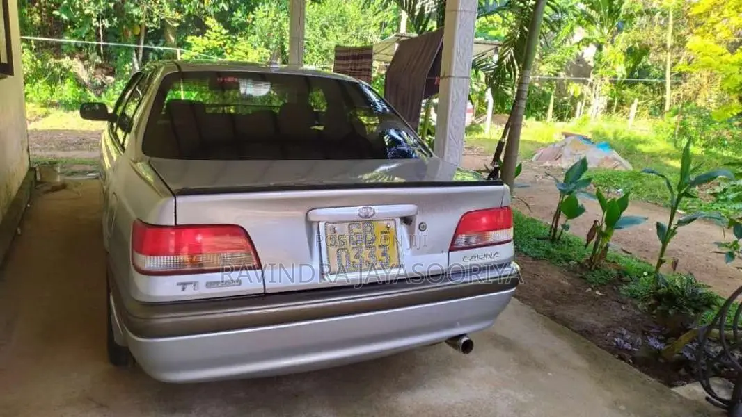 Toyota Carina 1998 Car (Used)