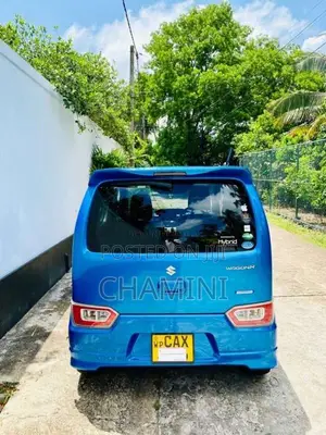 Suzuki Wagon R FZ 2017 Car (Used)
