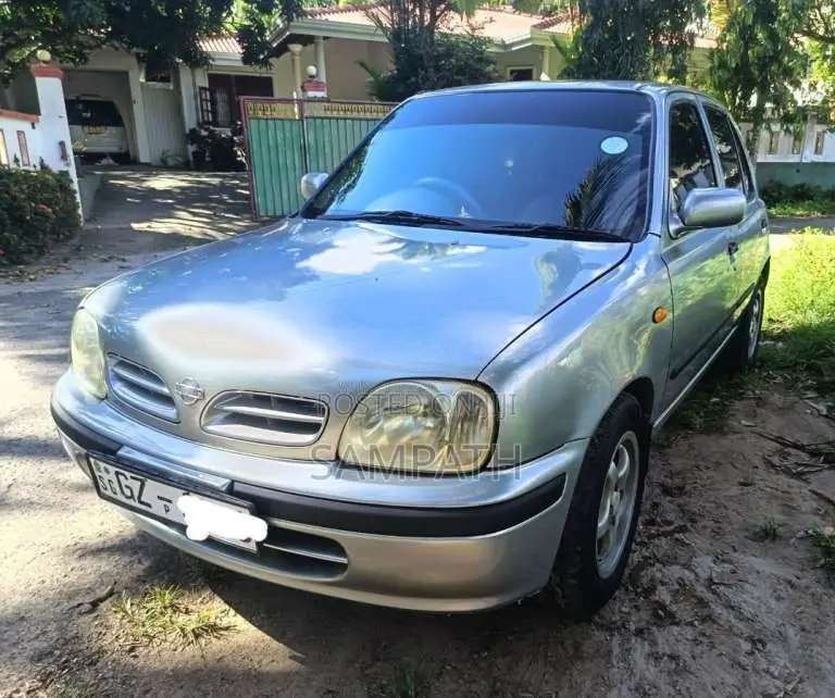 Nissan March K11 2000 Car (Used)