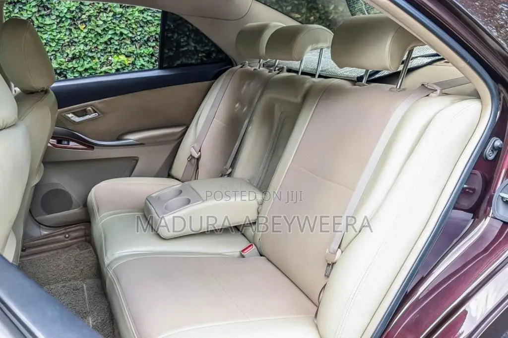 Toyota Premio 2013 Car (Used)