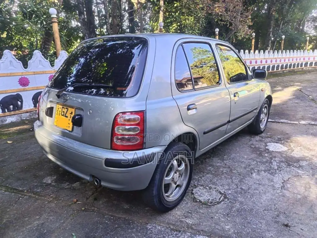 Nissan March K11 2000 Car (Used)