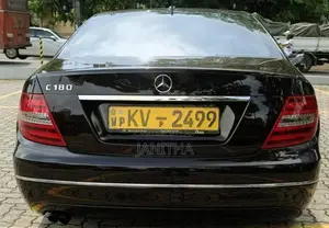 Mercedes-Benz C180 2013 Car (Used)